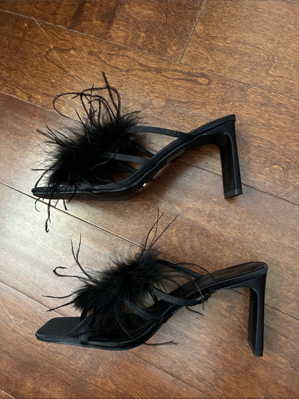 BiLLiNi Kayden Mule Black Satin and Feathers, Sexy Retro 60s Style, Size 8
